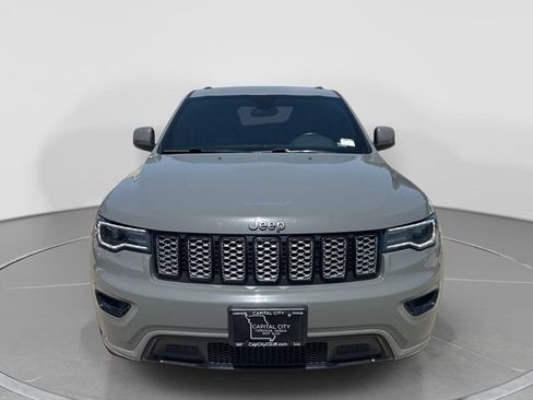 Used 2021 Jeep Grand Cherokee Laredo X AWD/4WD image 2