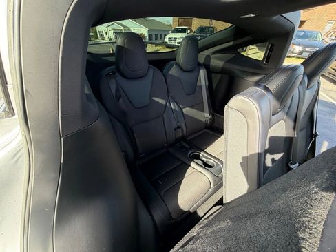 Used 2018 Tesla Model X 75D image 14