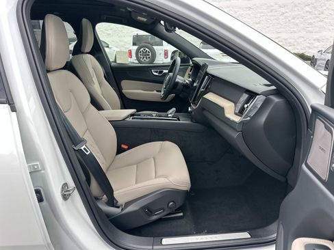 Used 2026 Volvo XC60 B5 Plus w/ Climate Package AWD/4WD image 20