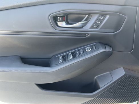 Used 2025 Honda Accord Sport image 14