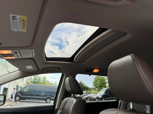 Used 2013 Honda Odyssey EX-L image 27