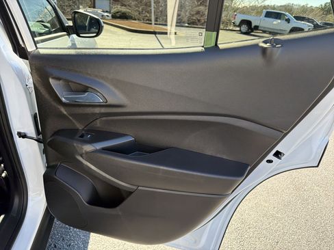 New 2026 Chevrolet Trax LT w/ Driver Confidence Package image 15