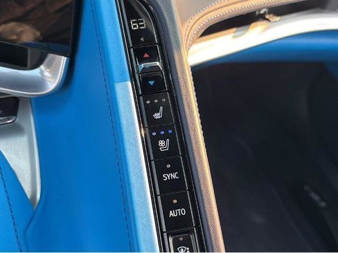 Used 2023 Chevrolet Corvette Stingray Premium Conv w/ Z51 Performance Package RWD image 26