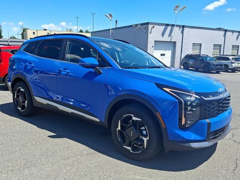 New 2026 Kia Sportage EX w/ EX Panorama Roof Package AWD/4WD image 2