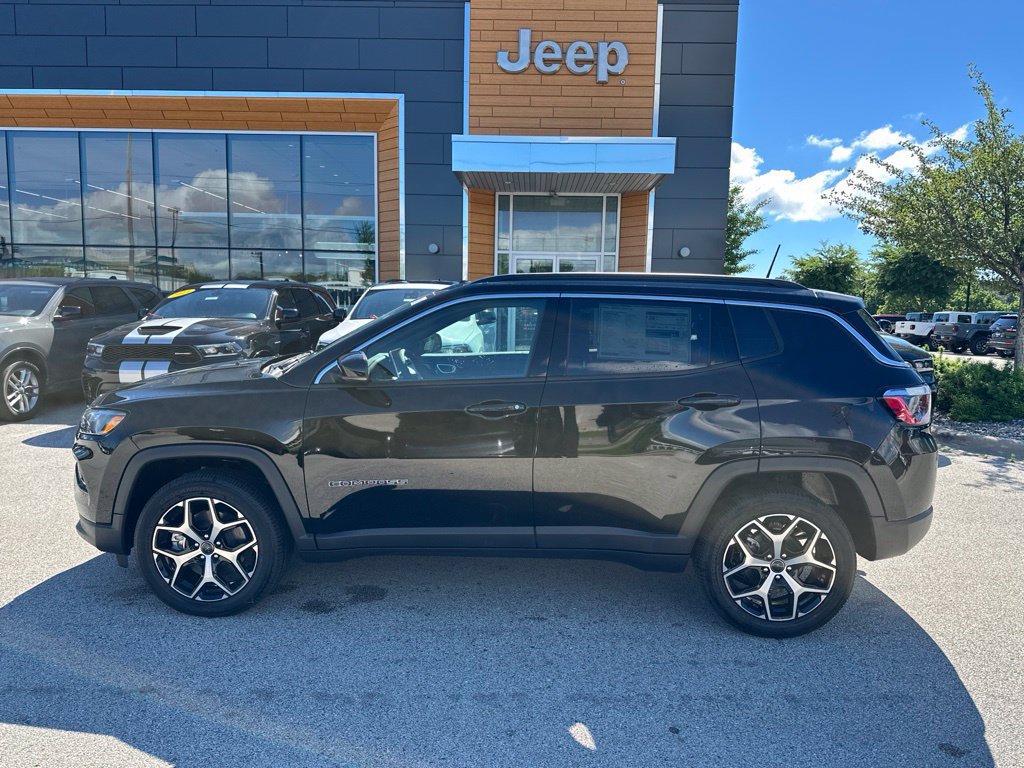 New 2026 Jeep Compass Limited AWD/4WD image 9