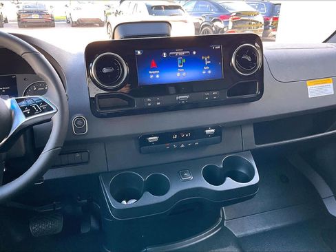 New 2026 Mercedes-Benz Sprinter 2500 image 6