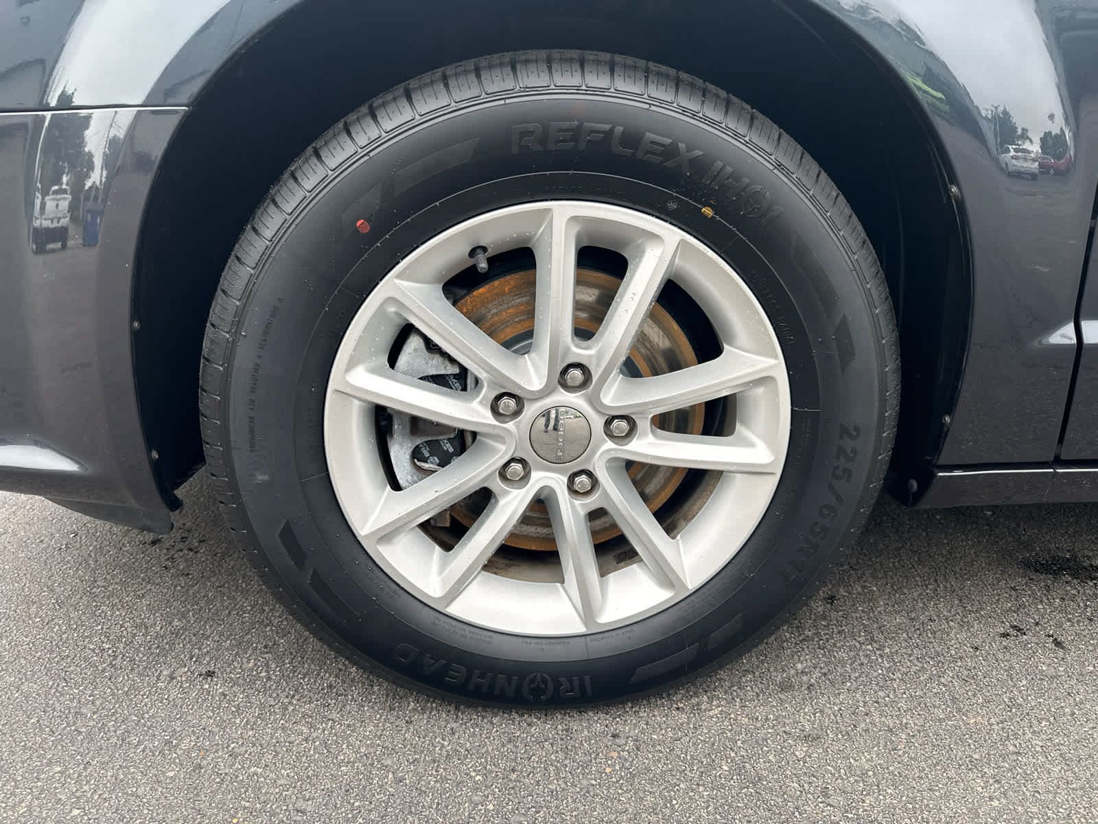 Used 2014 Dodge Grand Caravan SXT FWD image 9