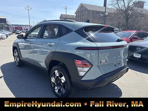Used 2024 Hyundai Kona SEL image 8