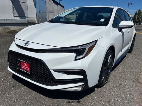 Certified 2024 Toyota Corolla XSE FWD image 1
