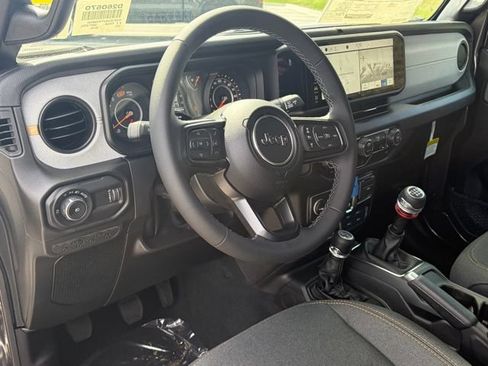 New 2026 Jeep Wrangler Sport AWD/4WD image 32