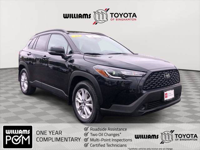 Certified 2023 Toyota Corolla Cross LE w/ Moonroof Package AWD/4WD image 1