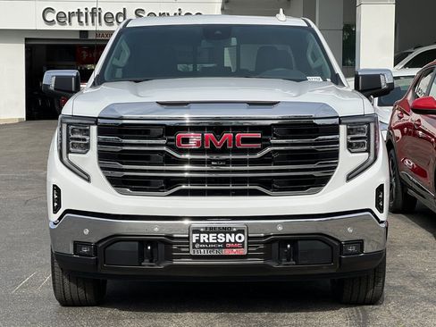 New 2026 GMC Sierra 1500 SLT AWD/4WD image 3