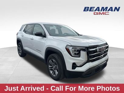 Used 2025 GMC Terrain Elevation