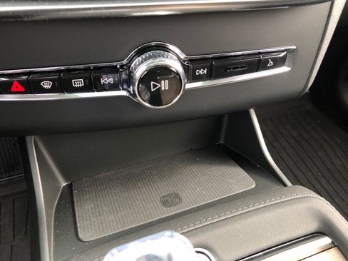 New 2026 Volvo XC90 T8 Plus image 31