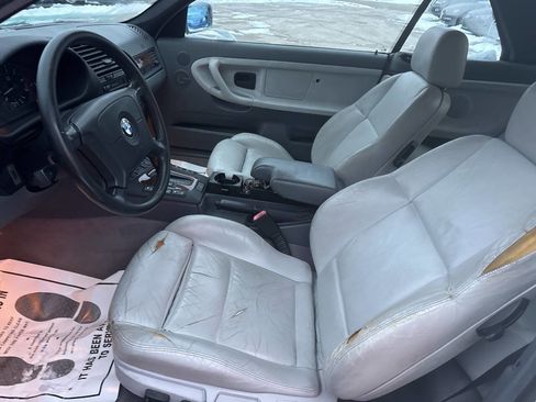 Used 1998 BMW 328i Convertible image 8