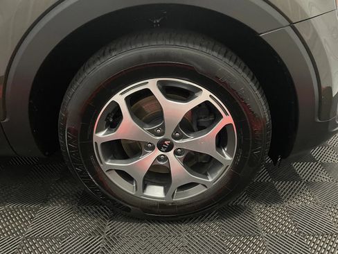 Used 2020 Kia Telluride EX w/ Towing Package AWD/4WD image 18