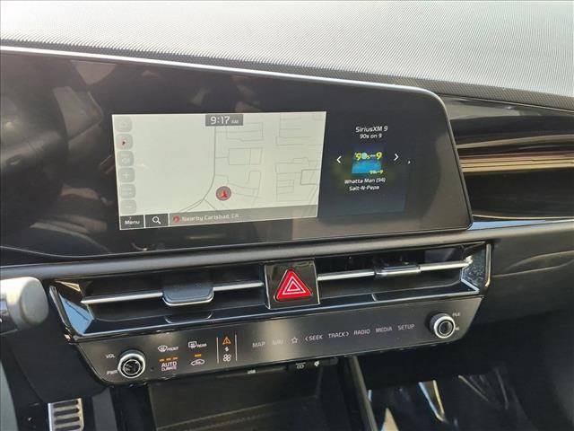 Used 2023 Kia Niro SX Touring FWD image 15