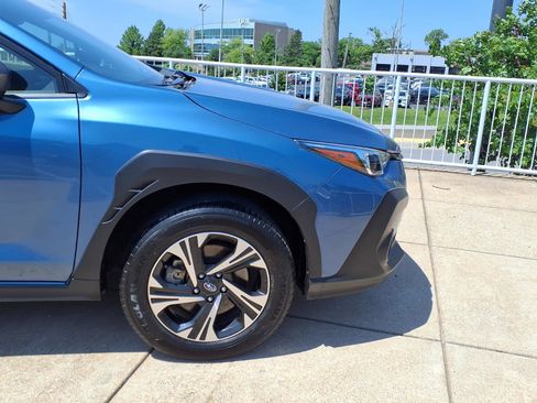 Used 2024 Subaru Crosstrek 2.0i Premium w/ Crosstrek Mirror Package AWD/4WD image 23