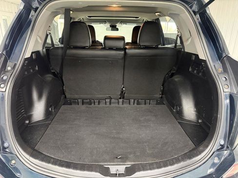 Used 2018 Toyota RAV4 XLE AWD/4WD image 27