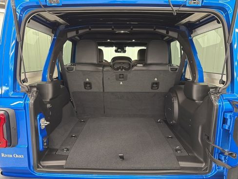 New 2025 Jeep Wrangler Unlimited Rubicon image 8