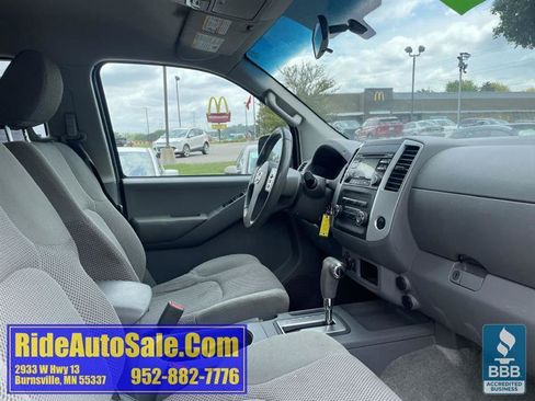 Used 2013 Nissan Frontier SV AWD/4WD image 14