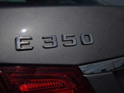 Used 2014 Mercedes-Benz E 350 Sedan image 39