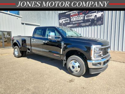 New 2027 Ford F350 Lariat w/ Lariat Premium Package