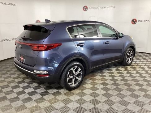 Used 2020 Kia Sportage LX image 4
