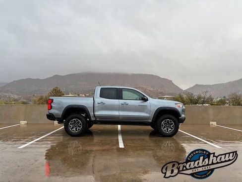New 2026 Chevrolet Colorado ZR2 w/ Technology Package AWD/4WD image 3