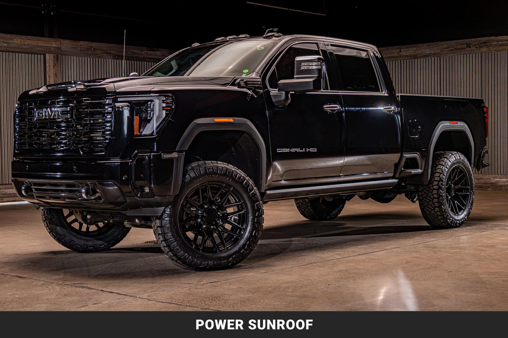 Used 2025 GMC Sierra 2500 Denali Ultimate AWD/4WD image 5