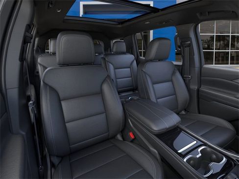 New 2026 Chevrolet Traverse LT w/ Sun and Wheel Package image 17