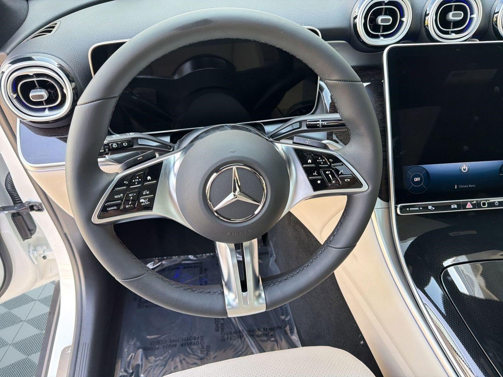 Used 2026 Mercedes-Benz GLC 300 4MATIC image 21