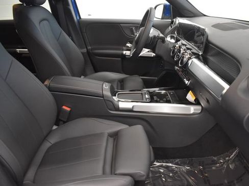 New 2026 Mercedes-Benz GLB 250 4MATIC image 19