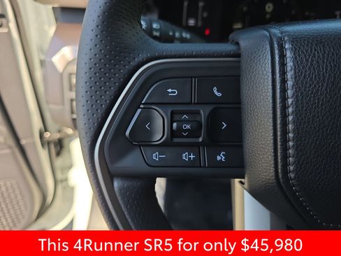 Used 2026 Toyota 4Runner SR5 AWD/4WD image 22