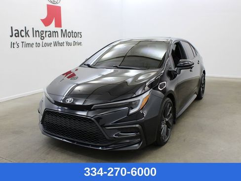 Used 2024 Toyota Corolla XSE image 1