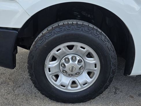 Used 2015 Nissan NV 2500 SV w/ Side & Curtain Airbag Package image 24