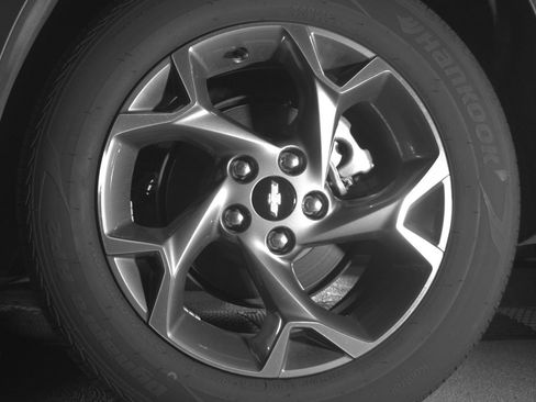 Used 2025 Chevrolet Trax LT w/ LT Convenience Package image 14