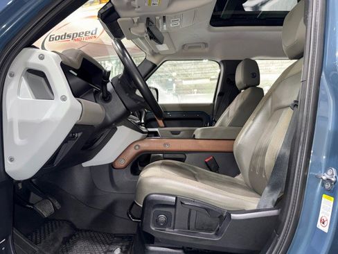 Used 2020 Land Rover Defender 110 S image 47