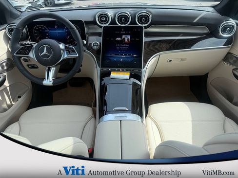 Used 2026 Mercedes-Benz GLC 300 4MATIC image 2