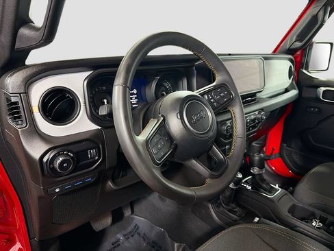 Used 2024 Jeep Wrangler Unlimited w/ Convenience Group AWD/4WD image 11