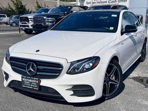 Used 2018 Mercedes-Benz E 400 4MATIC Sedan image 3