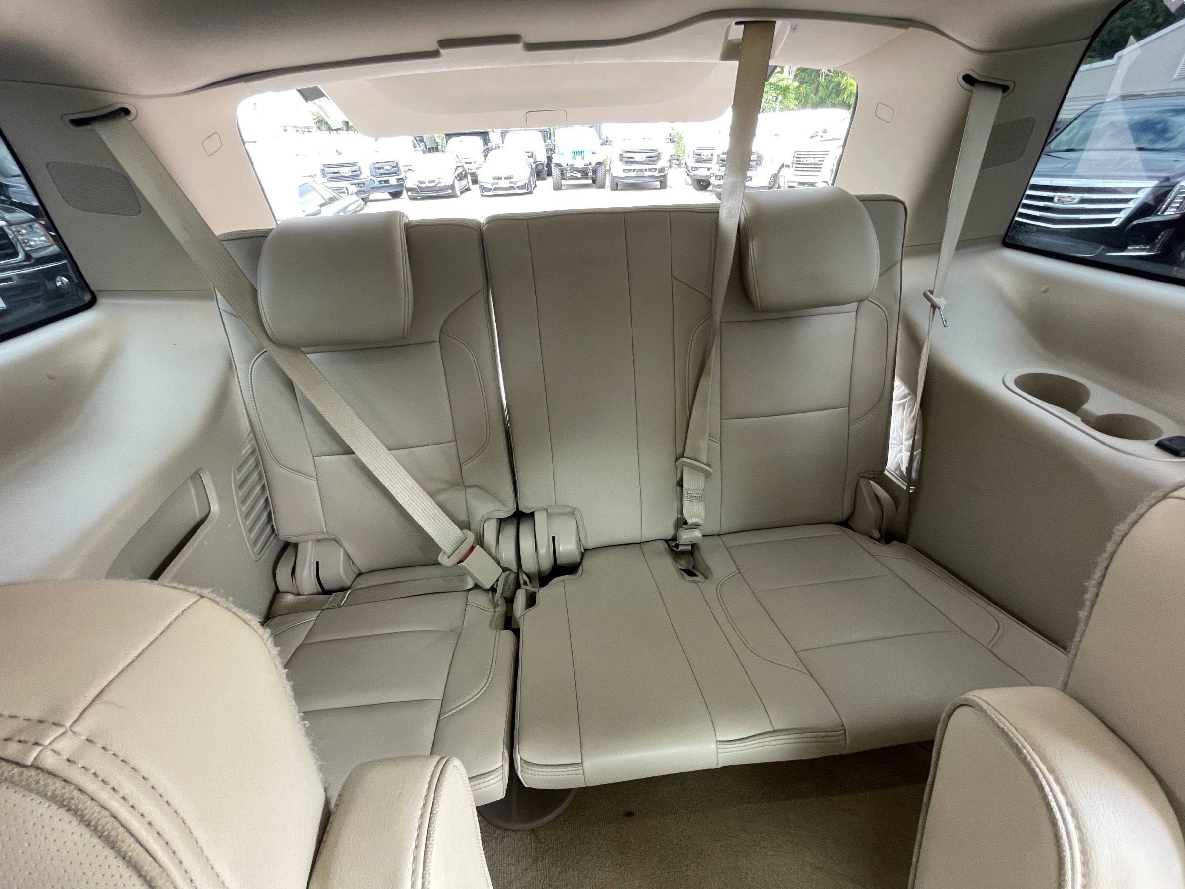Used 2017 GMC Yukon Denali w/ Open Road Package AWD/4WD image 23