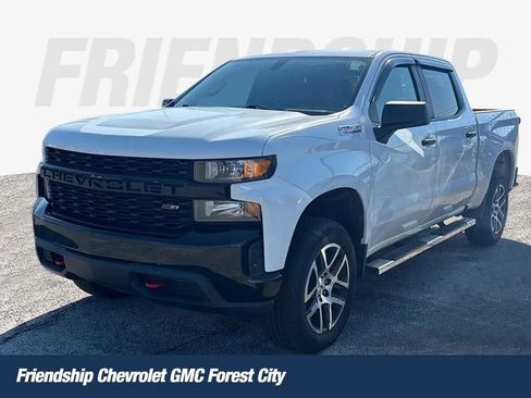 Used 2020 Chevrolet Silverado 1500 Custom Trail Boss AWD/4WD image 1