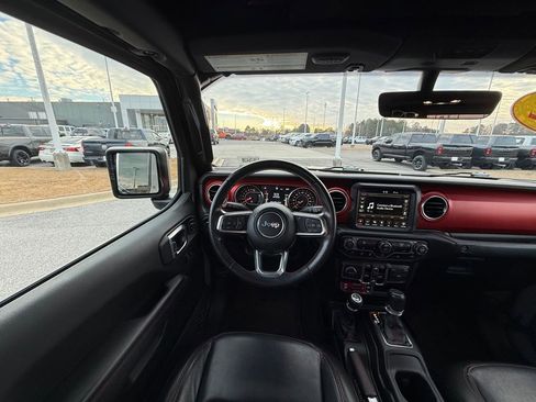 Used 2022 Jeep Gladiator Rubicon w/ LED Lighting Group image 13