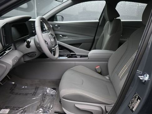New 2026 Hyundai Elantra SEL Sport Premium FWD image 11