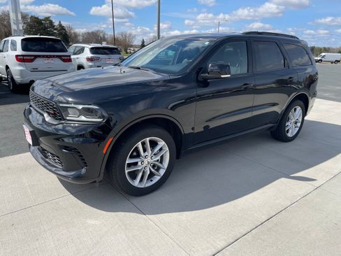 Used 2024 Dodge Durango GT image 4
