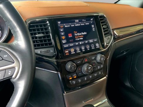 Used 2021 Jeep Grand Cherokee Overland AWD/4WD image 7