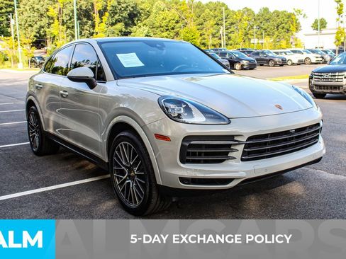Used 2023 Porsche Cayenne S w/ Premium Package AWD/4WD image 3