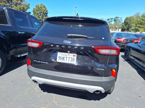 Used 2023 Ford Escape Platinum AWD/4WD image 7