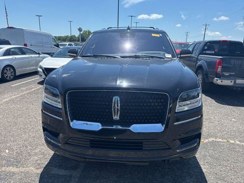 Used 2020 Lincoln Navigator Reserve w/ Equipment Group 208A Reserve AWD/4WD image 2